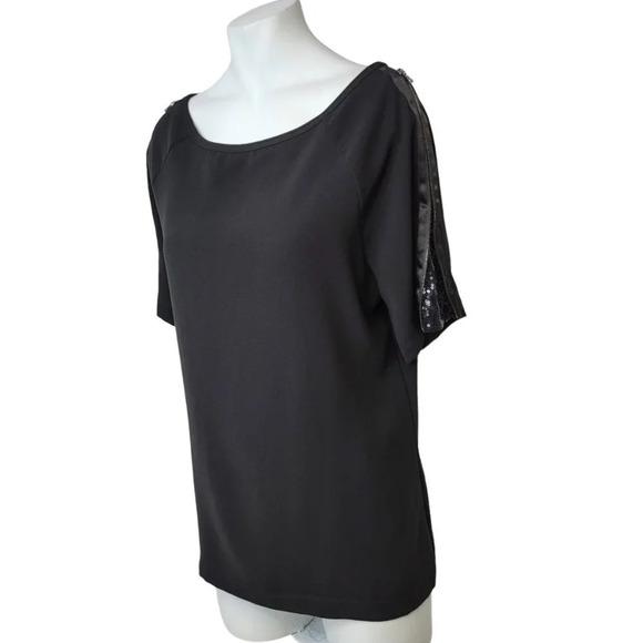 St. John Couture Sequin Zip Shoulder Top Size 6 Black - Picture 6 of 6